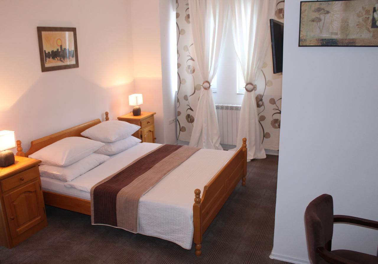 Europa Motel Сараево Экстерьер фото